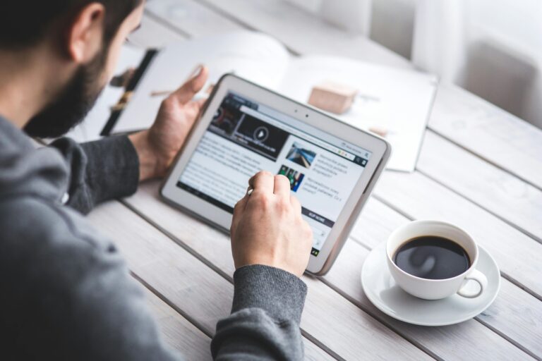 Top Tech News Today: Breaking Updates on AI, Smartphones, and Innovation